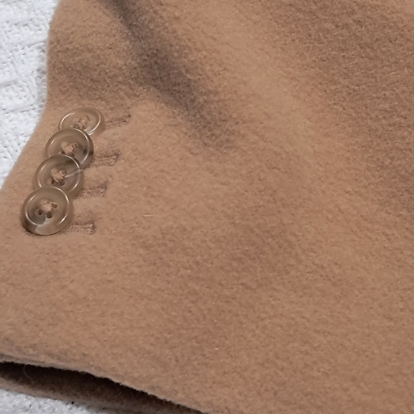 Lands' End 100% Wool Women's Camel Overcoat - Size 44 - Picture 11 of 16